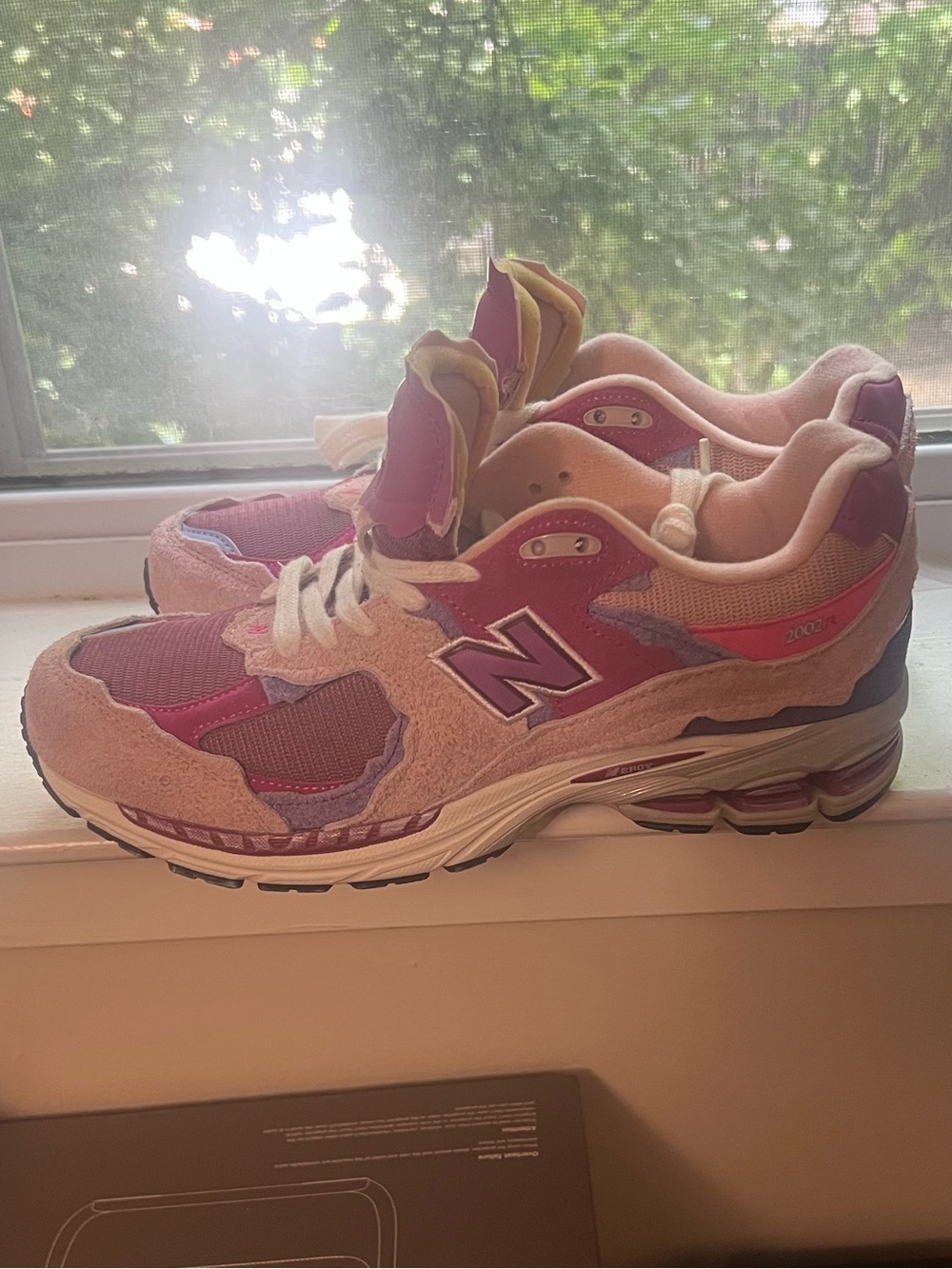 New Balance Pink Lavender 2002r Protection Pack Sneakers